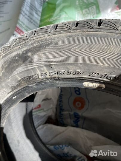 Roadstone Winguard Ice 205/55 R16