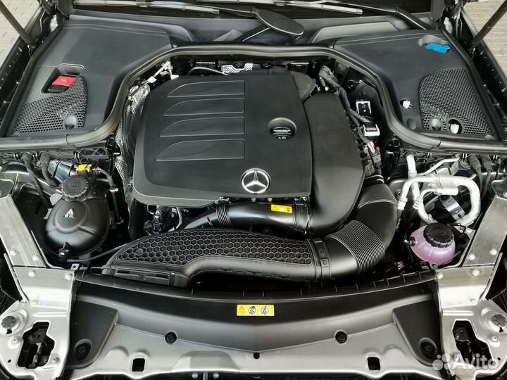 Mercedes-Benz E-класс 2.0 AT, 2022