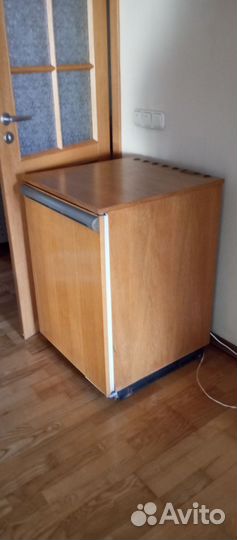 Холодильник Snaige-5 деревянный корпус СССР винтаж