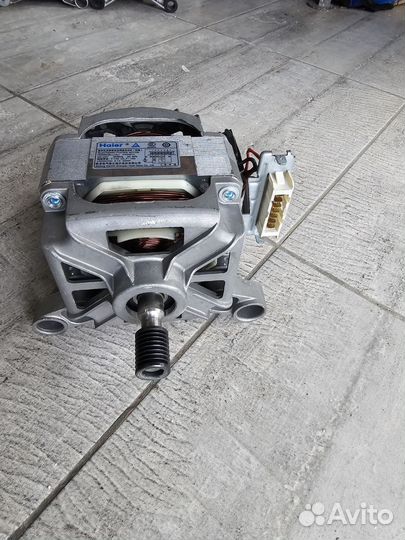 Двигататель стиральной машины канди