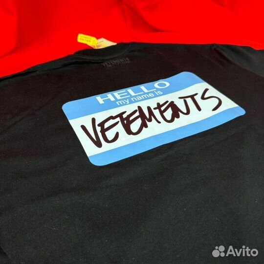 Футболка vetements