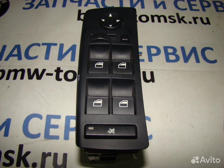 Блок кнопок стеклоподьемника правый(правый руль) b