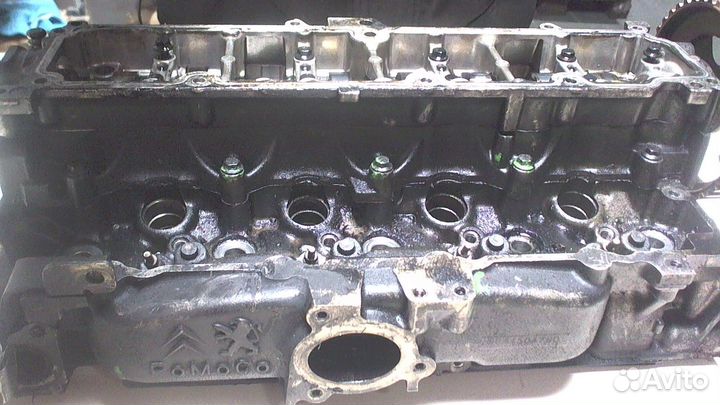 Головка блока (ГБЦ) Peugeot 207, 2011