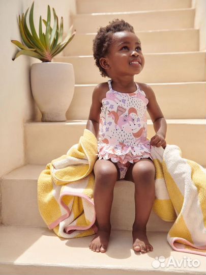 Купальник новый Next 1,5/2г 92