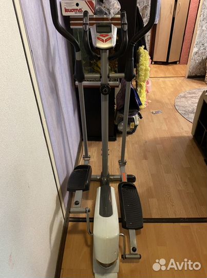 Эллиптический тренажер