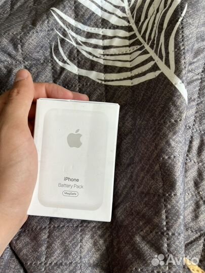 Повербанк magsafe apple