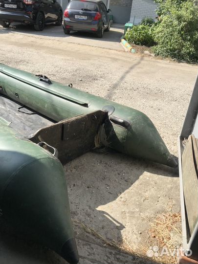 Надувная лодка