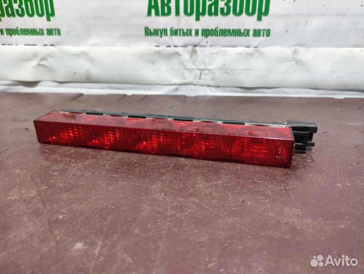 Дополнительный фонарь стоп сигнала Ford Focus 2