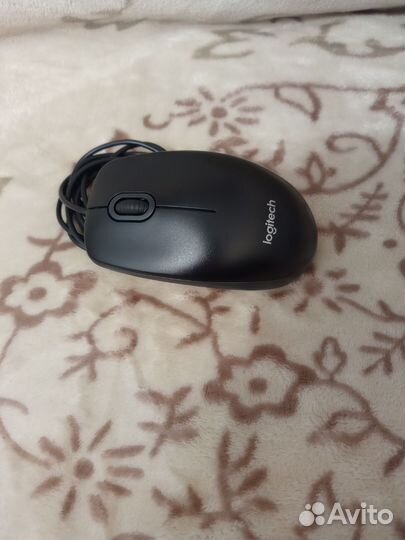 Мышь Logitech b100
