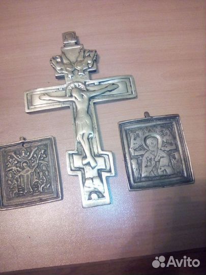 Старинные иконы