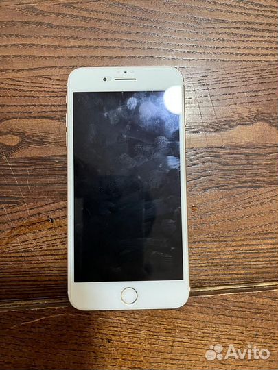Телефон iPhone 7 plus