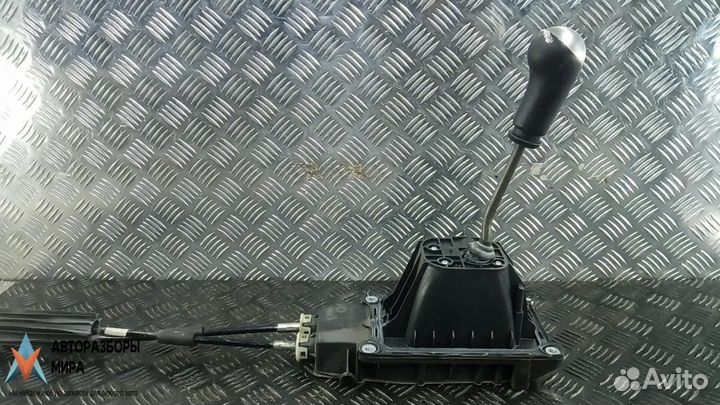 Кулиса Nissan Note E11 рест. 2010