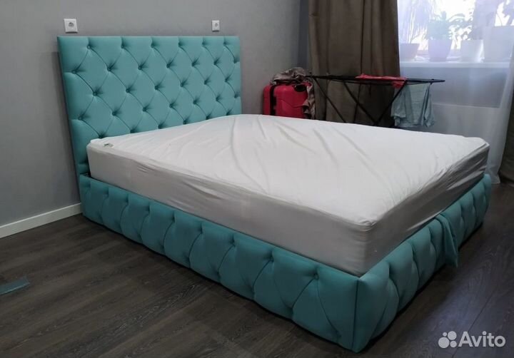 Кровать с мягким изголовьем от производителя