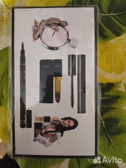 Набор косметики подарочный шанель