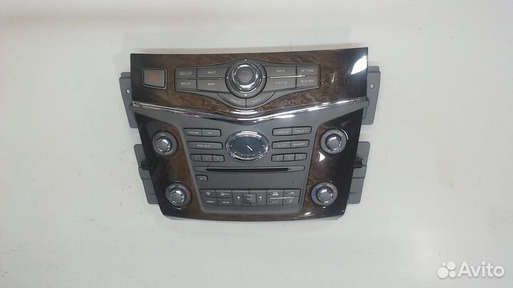 Панель управления магнитолой Infiniti QX56, 2012