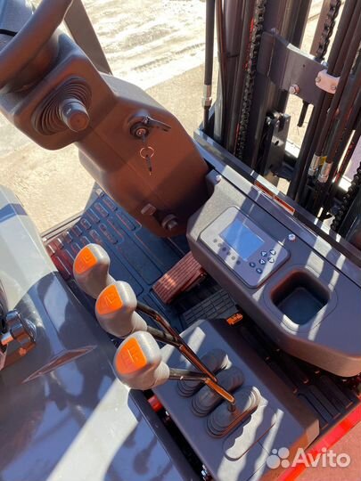 Вилочный погрузчик Lonking LG18BE, 2023