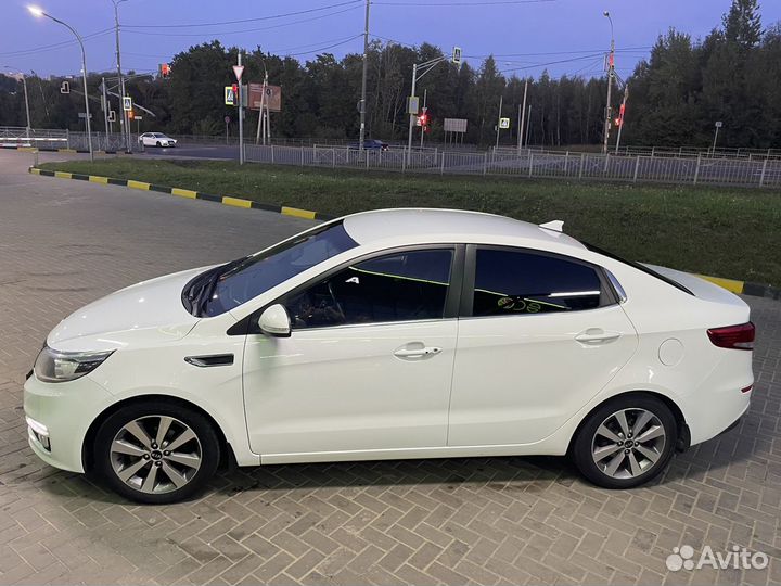 Kia Rio 1.6 AT, 2015, 135 187 км