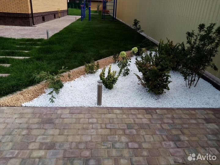 Ландшафтный дизайн, брусчатка, газон