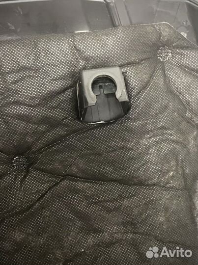 Декоративная крышка двигателя Mazda 6 GL 2.0