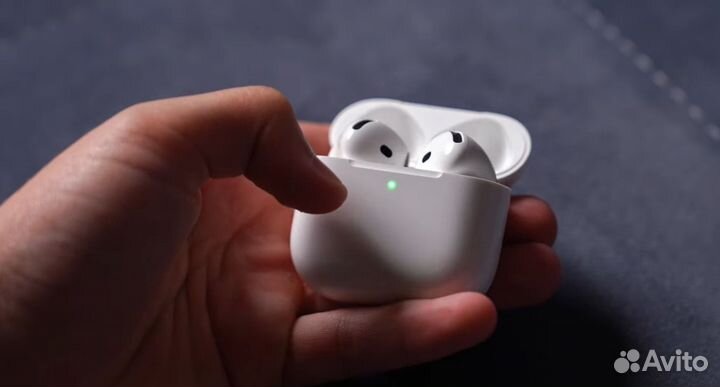 AirPods4
