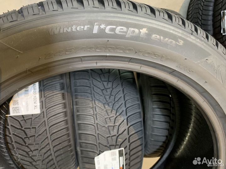 Pirelli Scorpion Ice Zero 2 245/45 R20 103H