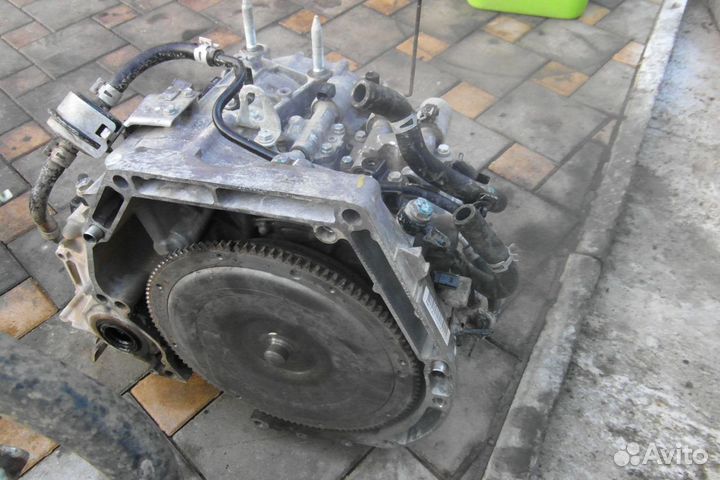 Honda Civic 9 5D R18Z4 коробка