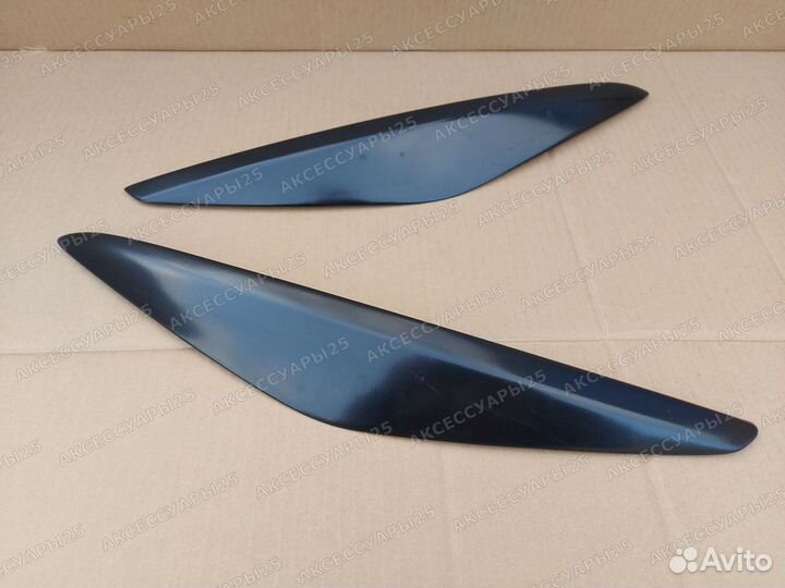 Реснички на фары Toyota Wish Виш 2003-2005г Узкие