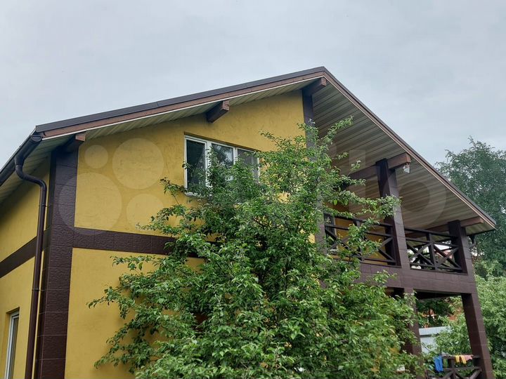 Дом 200 м² на участке 10 сот.