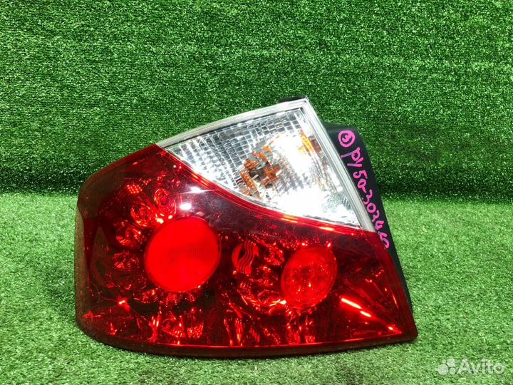 Комплект фонарей задний Nissan Fuga Y50 PY50 PNY50