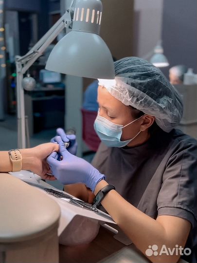 Мастер маникюра