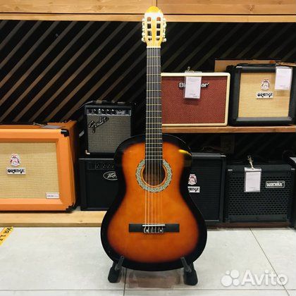 Гитара классическая с отличным звуком