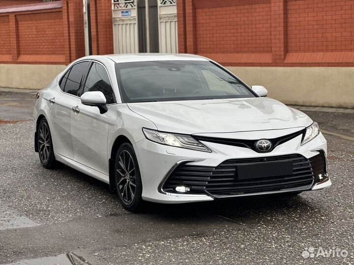 Toyota Camry, 2018