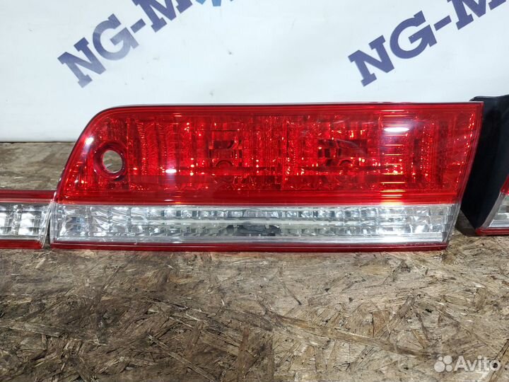 Фонари задние Toyota Mark II GX100 Рестайл