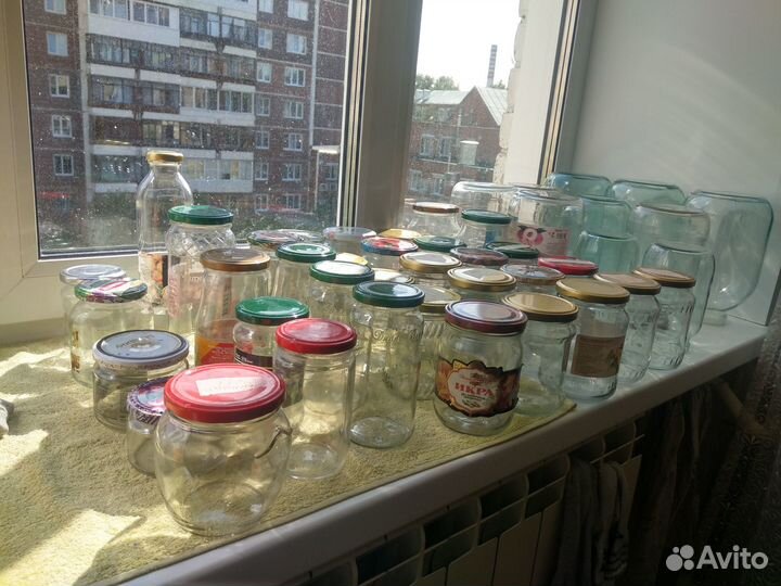 Отдам различные стеклянные банки