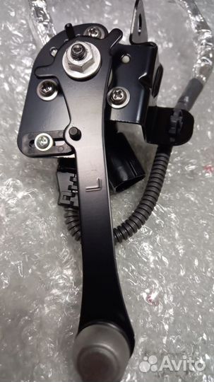 Датчик уровня подвески задний LC200/L (8940860020)