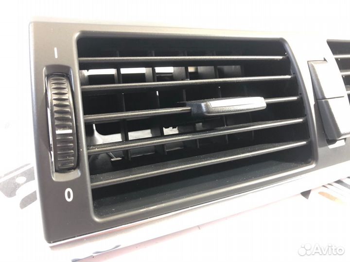 Дефлектор печки передний Bmw X5 E70 LCI N63B44