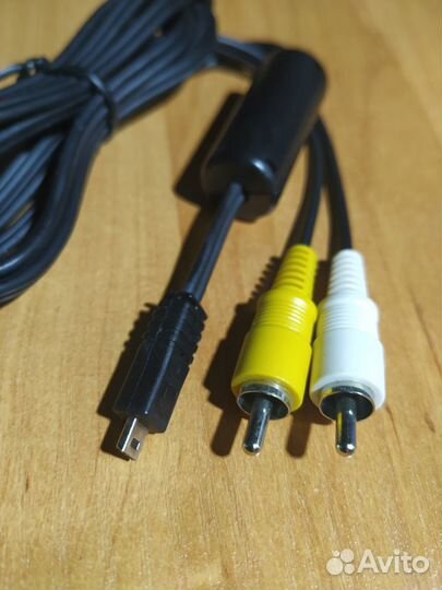 Кабель A/V 8pin