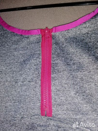 Костюм для спорта