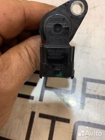 Датчик положения распредвала Kia Ceed JD G4LC 2016
