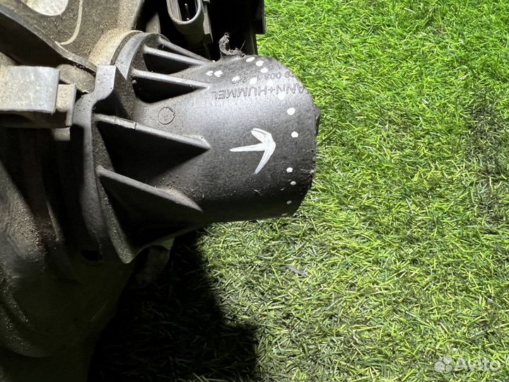 Коллектор впускной Opel Astra