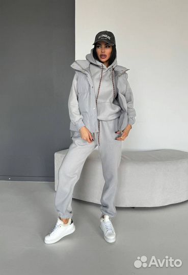 Спортивный костюм