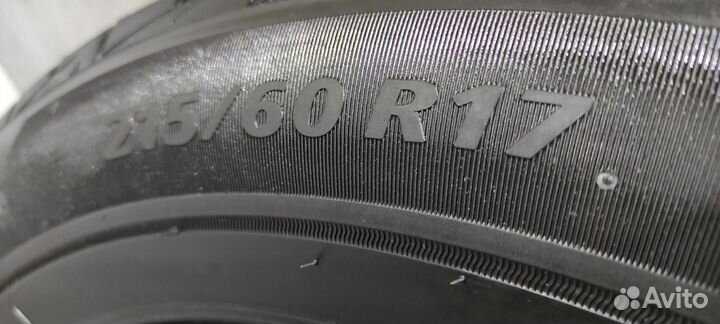 Bridgestone Playz PX-RV II 215/60 R17