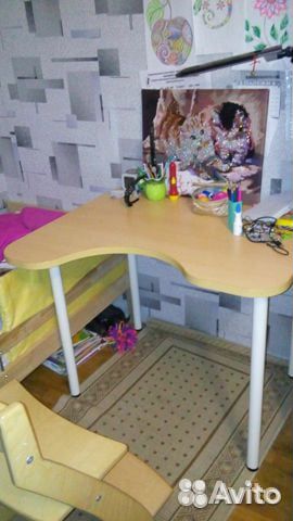 Парта стол письменный для школьника