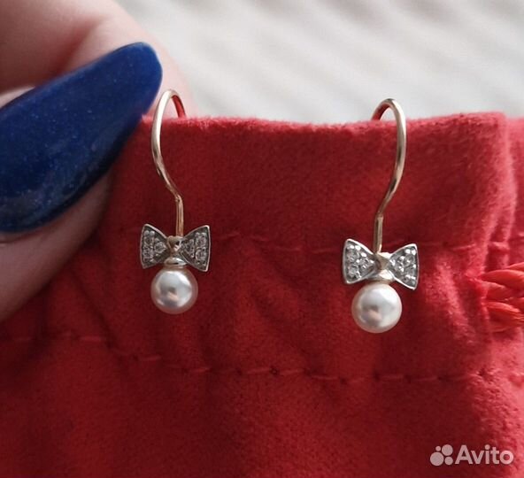 Золотые серьги с жемчугом