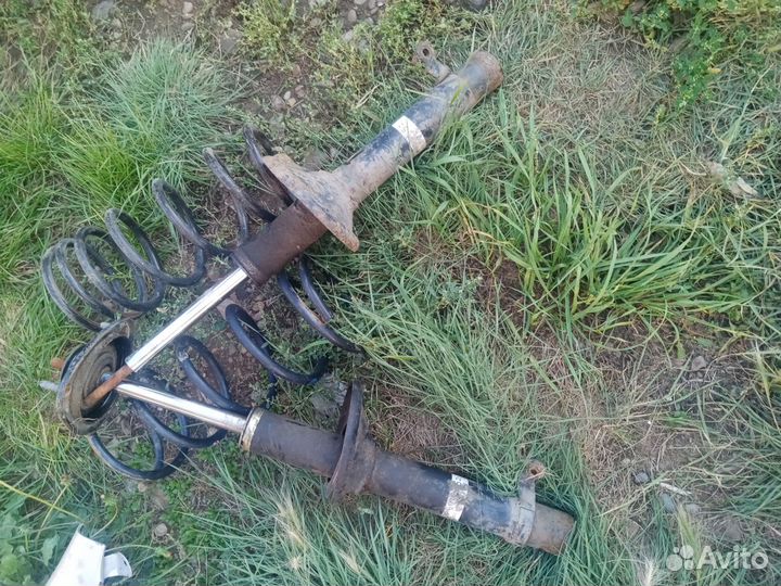 Запчасти для Honda HR v