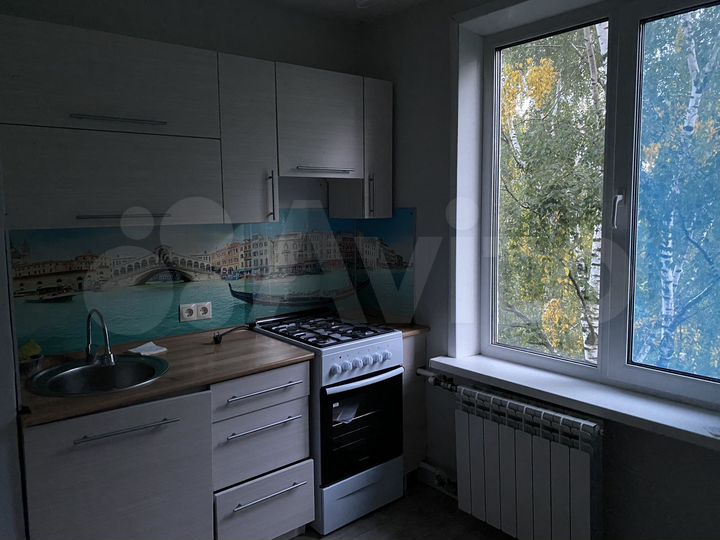 2-к. квартира, 37 м², 5/5 эт.
