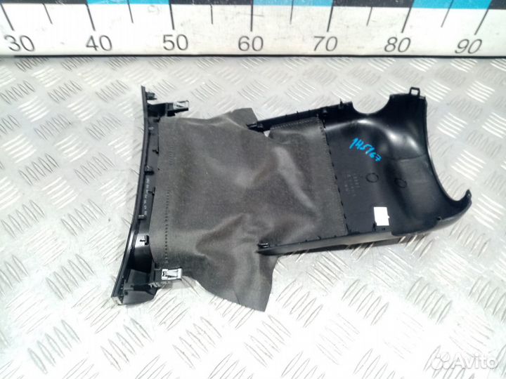 Б/У Кожух рулевой колонки верхний#001