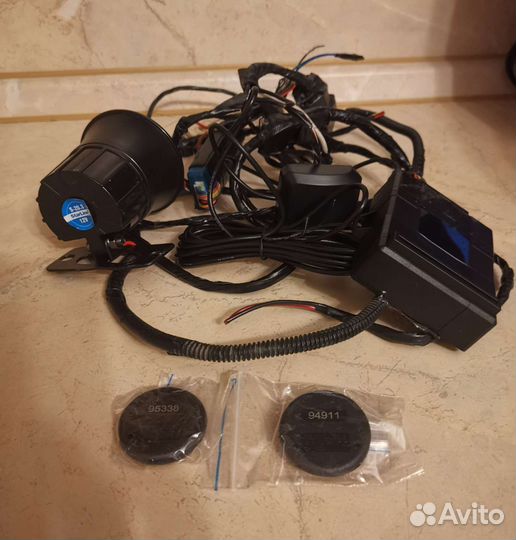 Сигнализация спутниковая Автолокатор новая