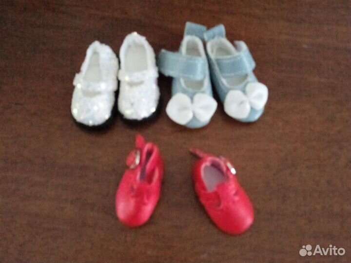 Обувь одежда и очки для куклы Блайз