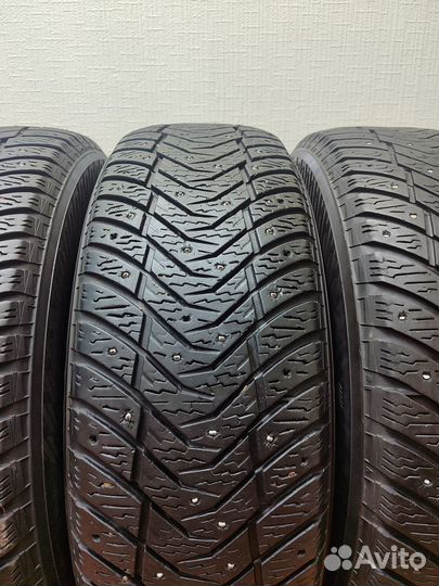 Yokohama IceGuard Stud IG65 235/65 R17